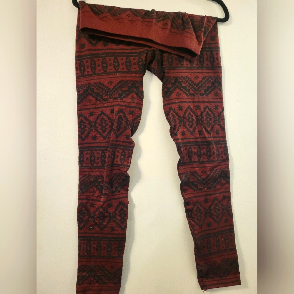Burgundy Fleece Legging Geometric Pattern Md